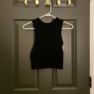 Women’s black crop